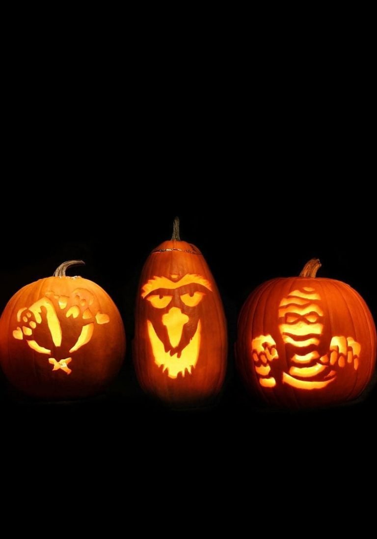 Happy Halloween Holiday HD Wallpaper iPhone 13 black background