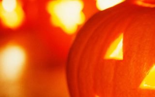 Happy Halloween Holiday Wallpaper five Jack O Lanterns 2
