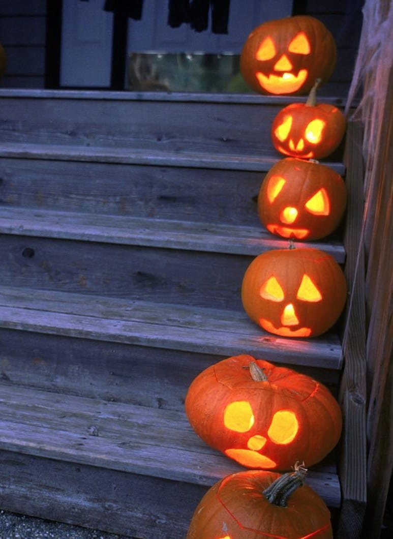halloween holiday pumpkin stairs porch jack o lantern decors