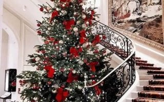 Christmas decor wallpaper