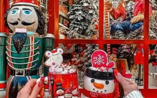 costume christmas e