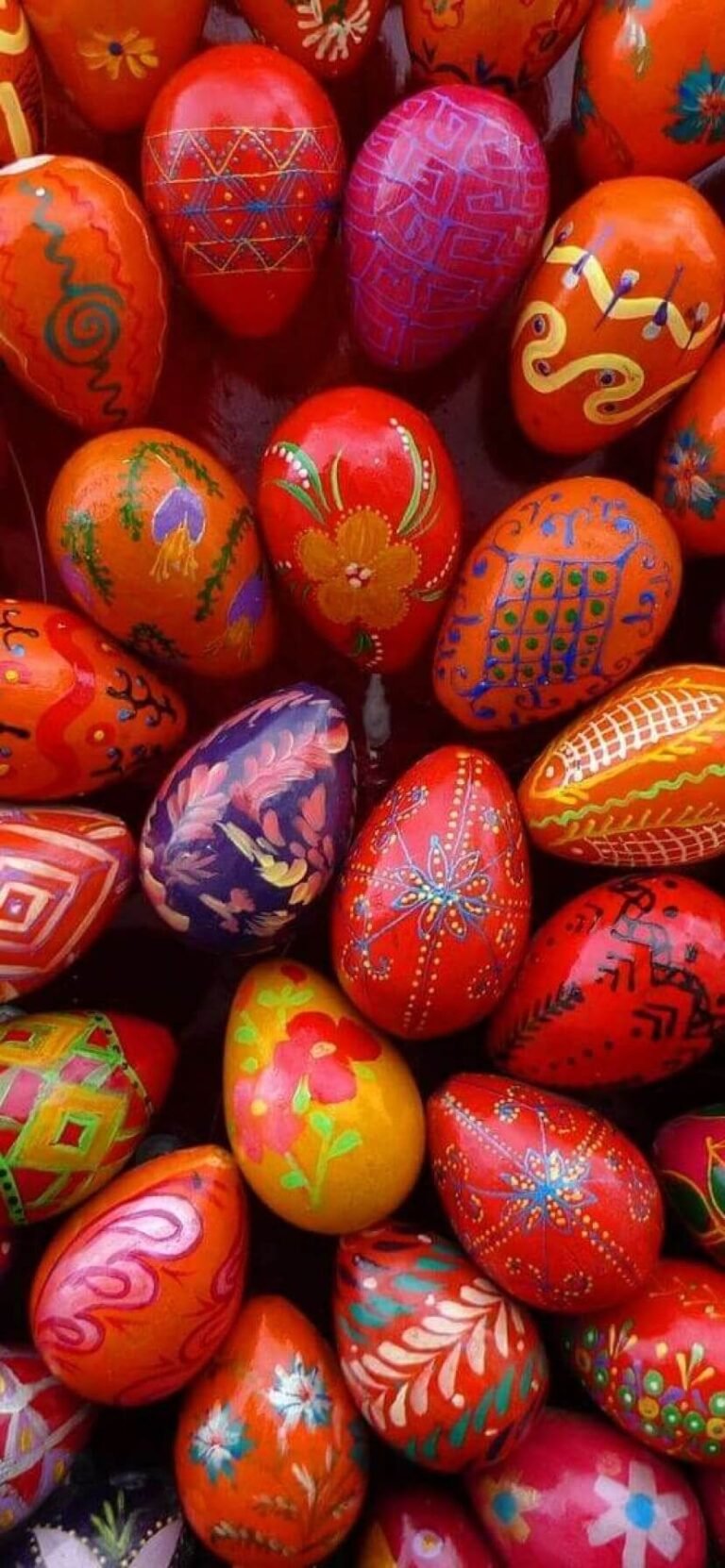 4K egg Easter Wallpaper iPhone 13 pro max