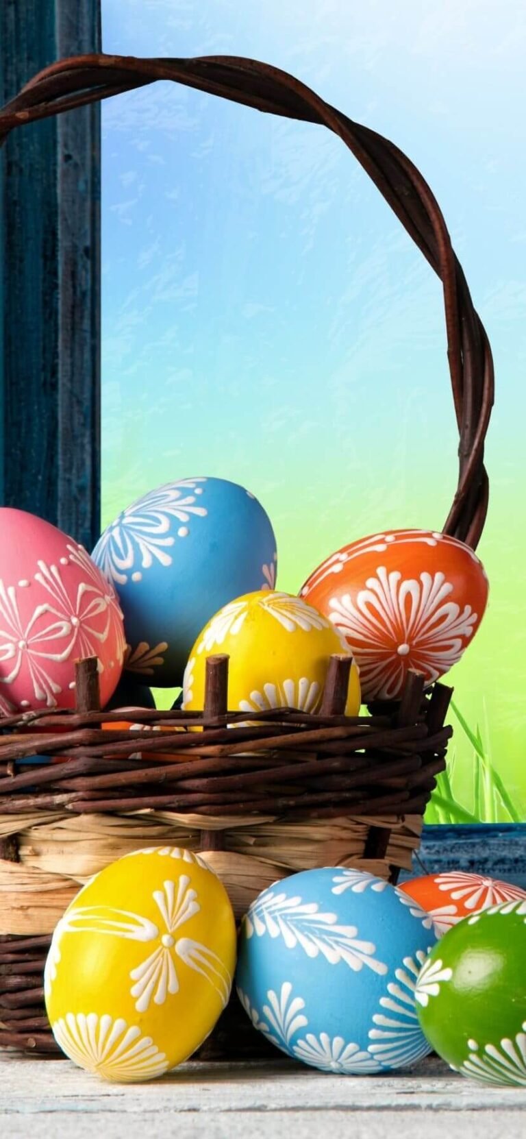 4K eggs Easter Wallpaper iPhone 13 pro max