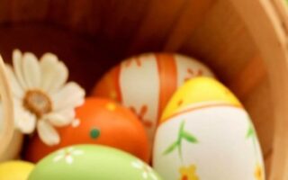Cute Easter Wallpaper for iPhone 13 Easter screensavers 3