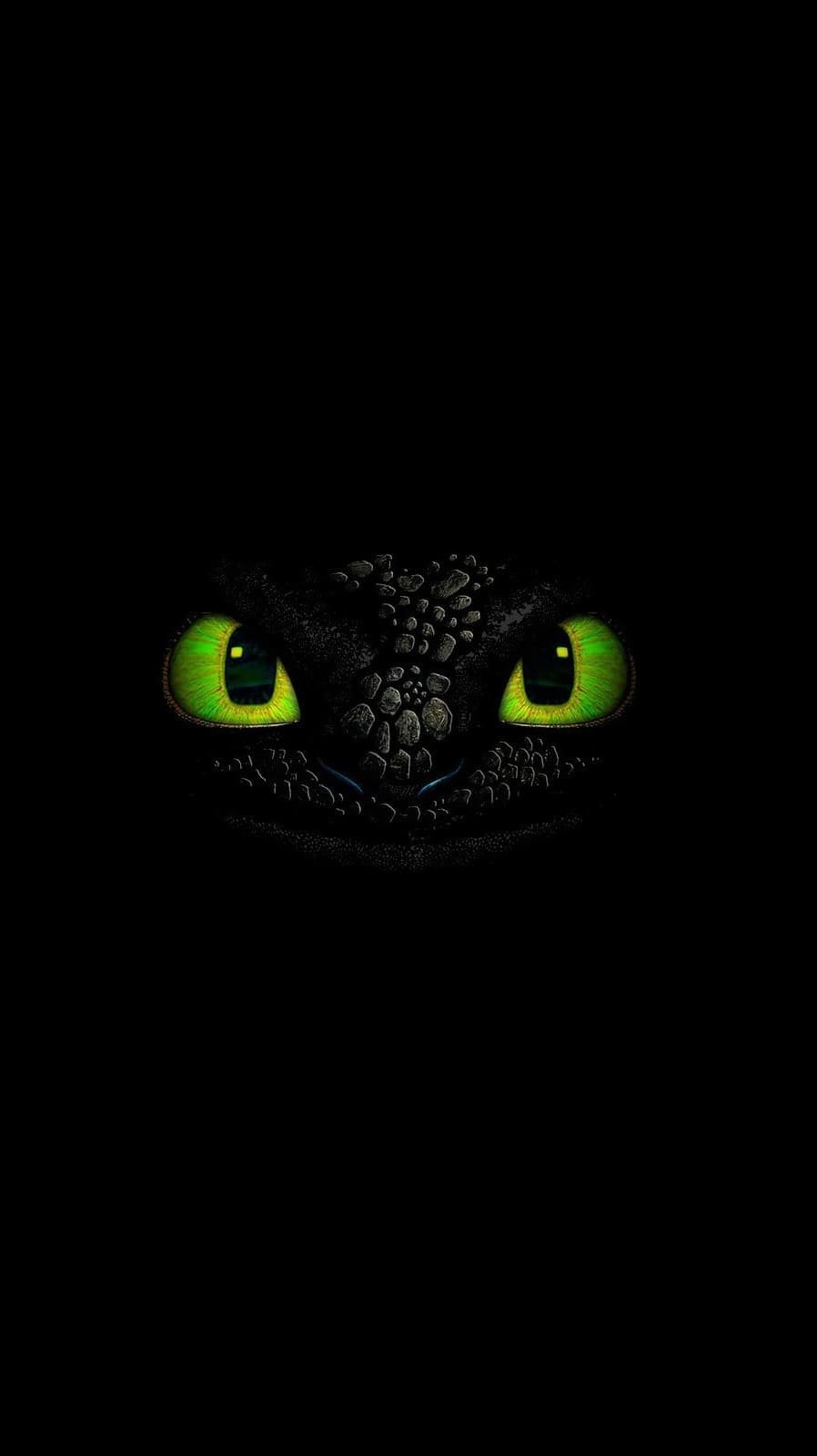 iphone 13 wallpaper How to Train Your Dragon movies simple background Black background dragon face Green eyes