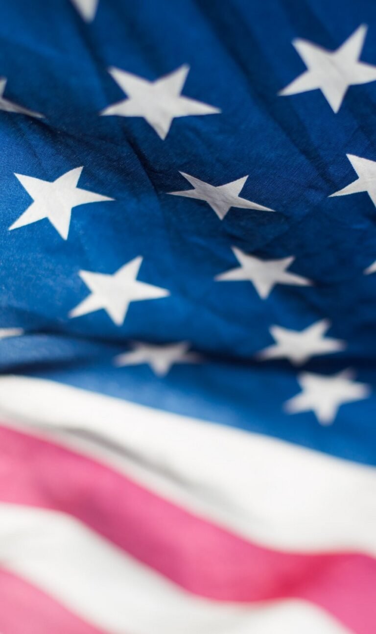 free memorial day wallpaper for iphone 13 14