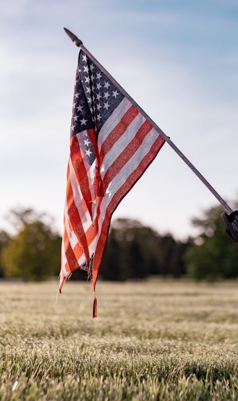 happy memorial day wallpaper iphone 13 5