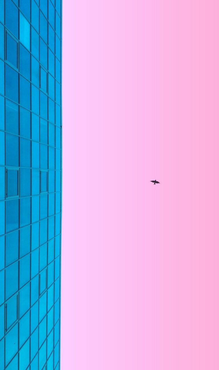 minimalist wallpaper blue for iphone 13 4