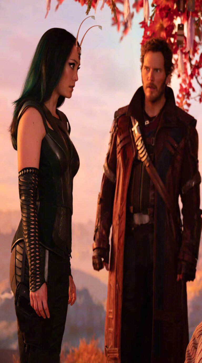 Natalie Portman Thor Love And Thunder 8k Ultra HD Wallpaper iPhone 14 Backgound 64